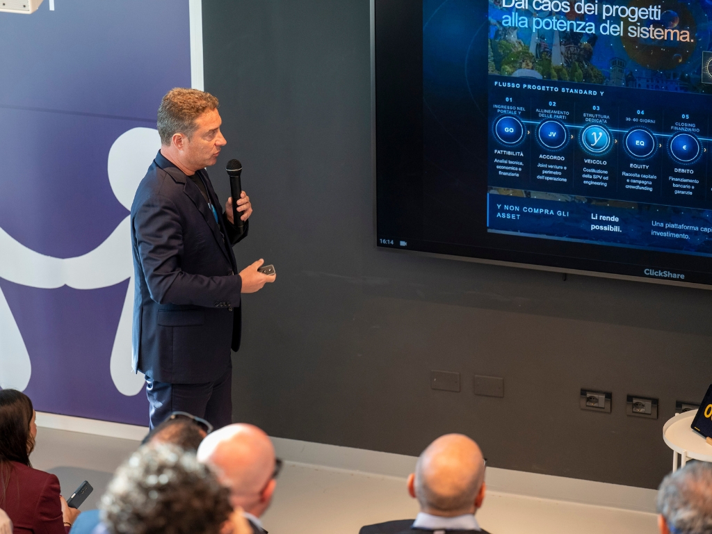 Massimiliano Braghin presenta il Modello Y alla Benefit Competition di Padova 2026